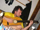103-0335_IMG.jpg (56934 bytes)